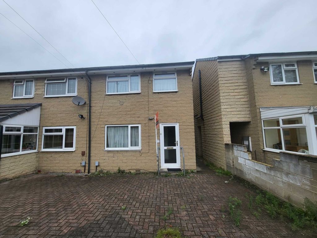 3 bed terraced house for sale in Orchard Street, Dewsbury WF12, £