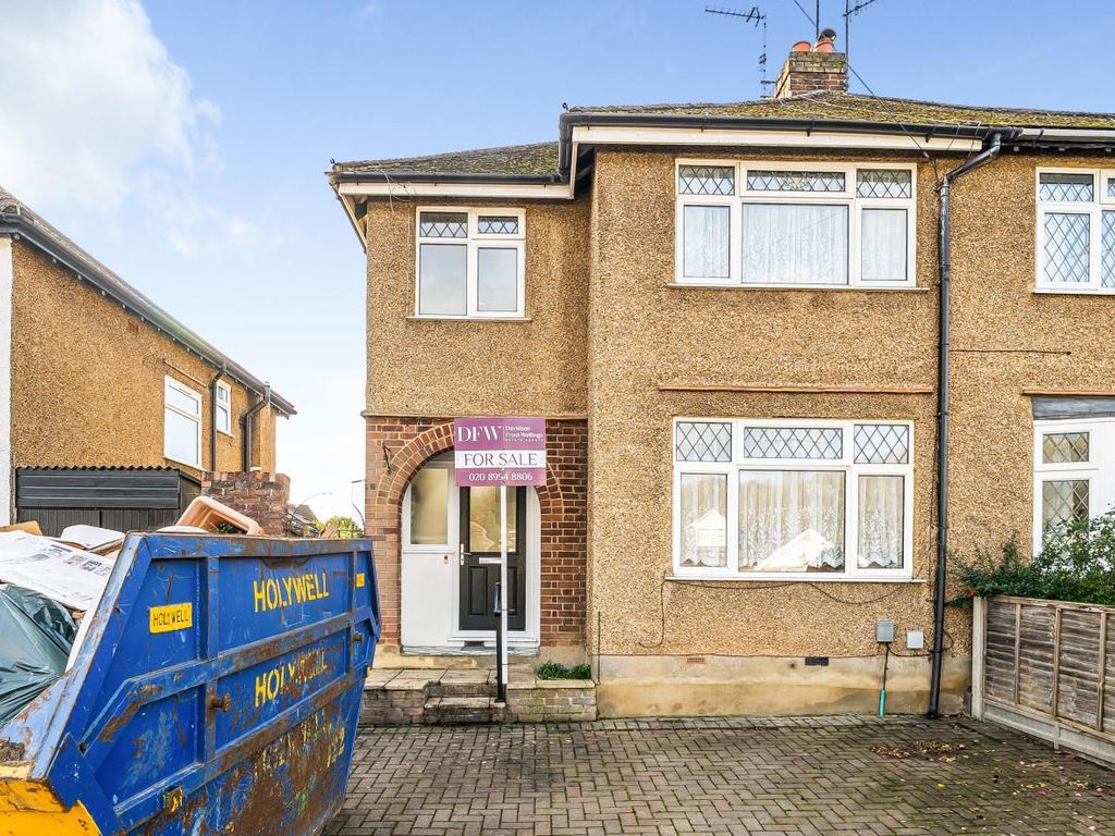 3 bed property for sale in Links Way, Rickmansworth WD3, £675,000 Zoopla