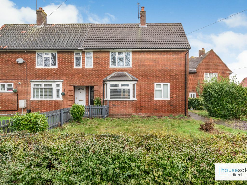 3 bed semidetached house for sale in West Avenue, Baldock SG7, £