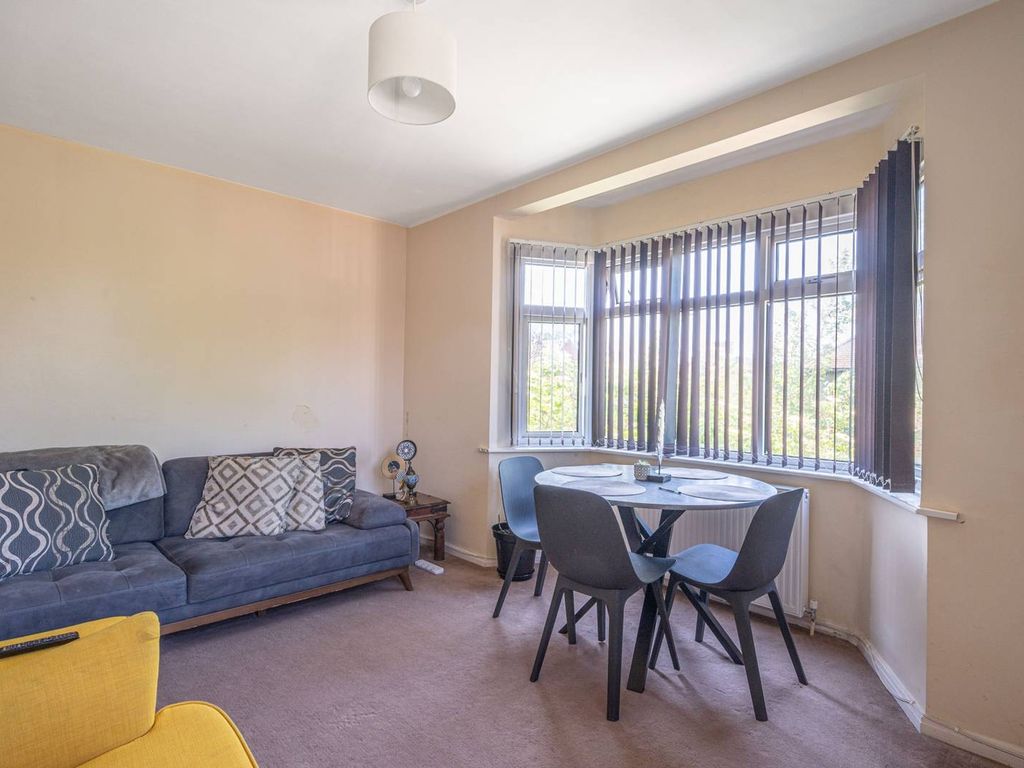 3 bed flat to rent in Abercorn Road, Mill Hill East, London NW7 Zoopla
