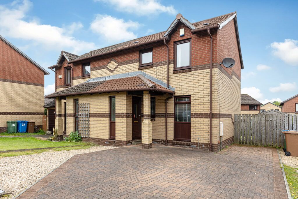 3 bed semidetached house for sale in Bailielands, Linlithgow EH49, £