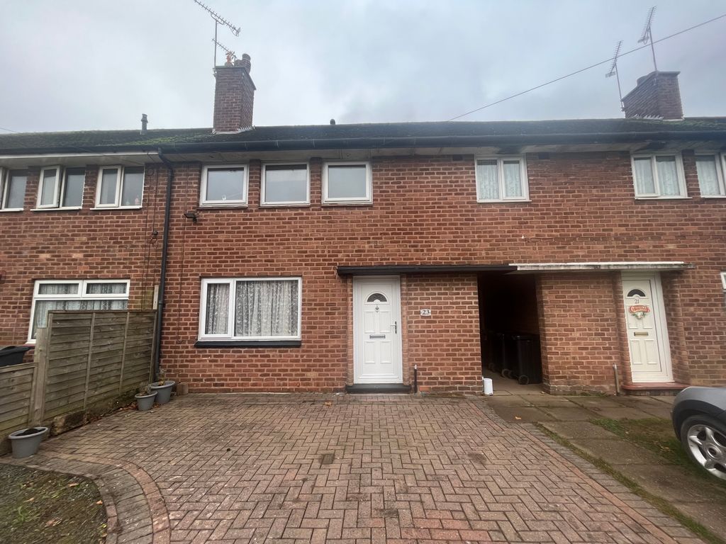 2 bed property to rent in Middle Acre Road, Quinton, Birmingham B32, £1,100 pcm Zoopla