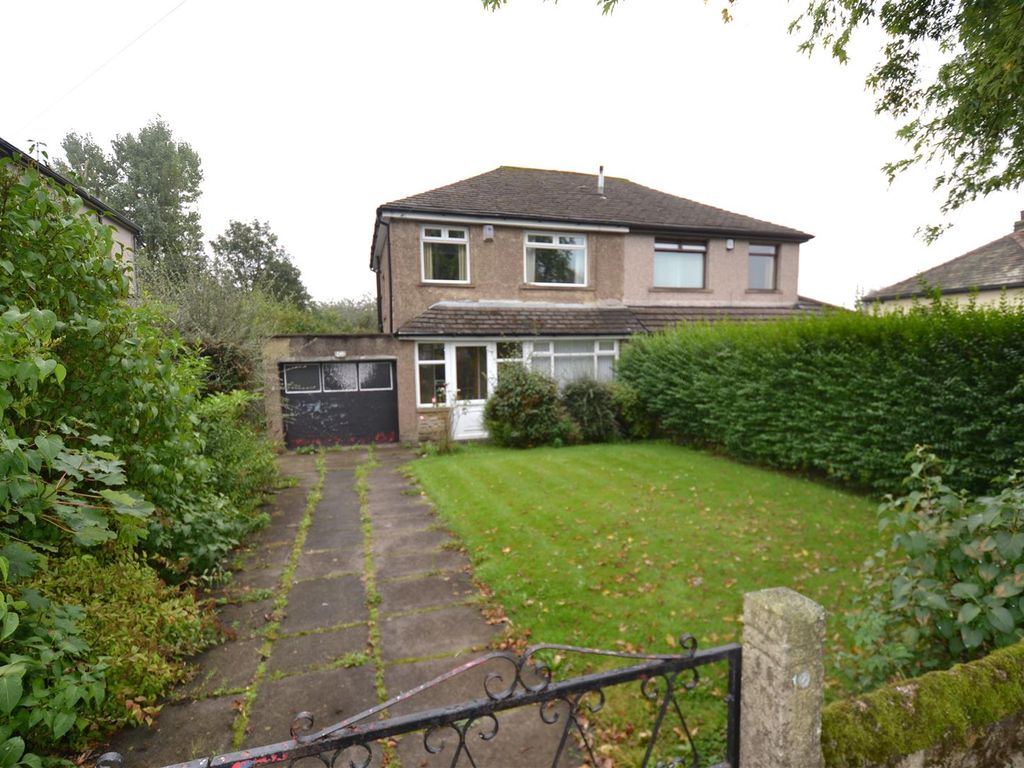 3 bed semidetached house for sale in Mandale Road, Bradford BD6, £