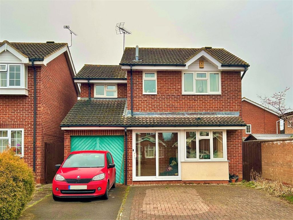 3 bed detached house for sale in Pinery Road, Barnwood, Gloucester GL4