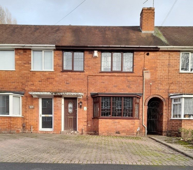 3 bed terraced house to rent in Hathersage Road, Great Barr, Birmingham