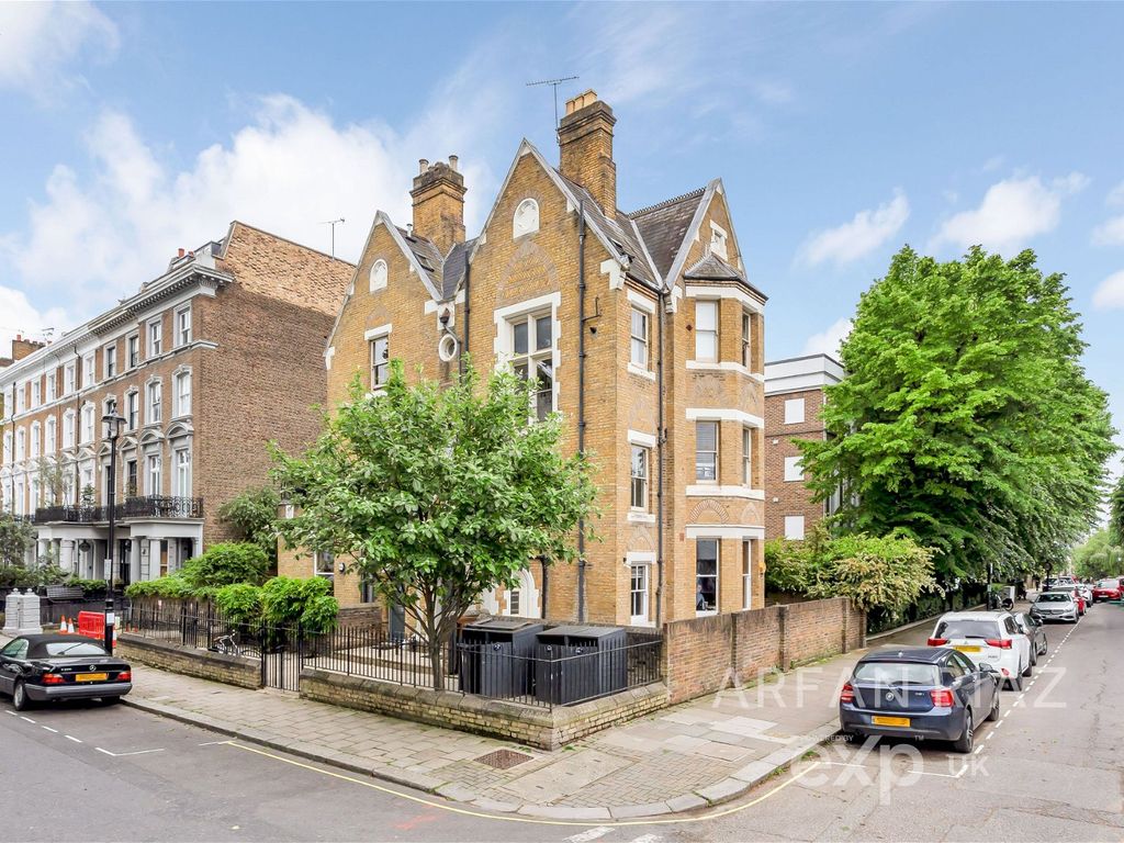 4 bed to rent in Leamington Road Villas, Notting Hill