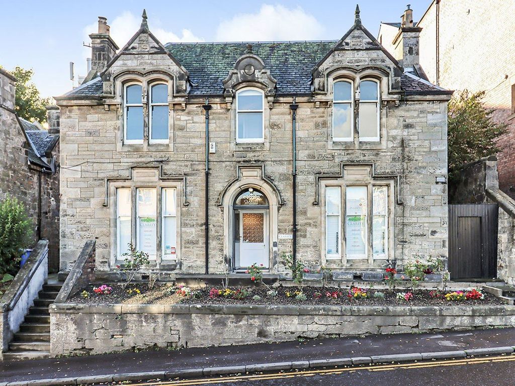 2 bed flat for sale in New Row, Dunfermline KY12 Zoopla