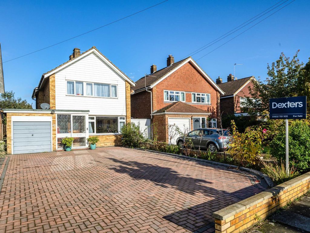 3 bed detached house for sale in Kingsmead Avenue, SunburyOnThames