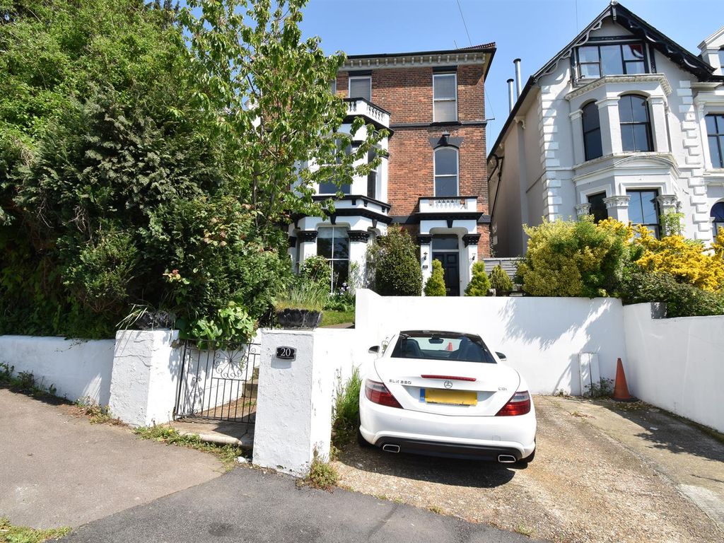6 bed property for sale in St. Helens Crescent, Hastings TN34 Zoopla