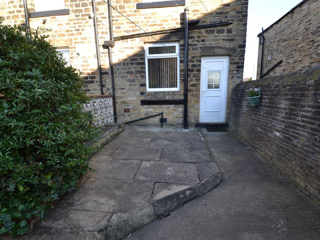 2 bed end terrace house for sale in Undercliffe Road, Undercliffe