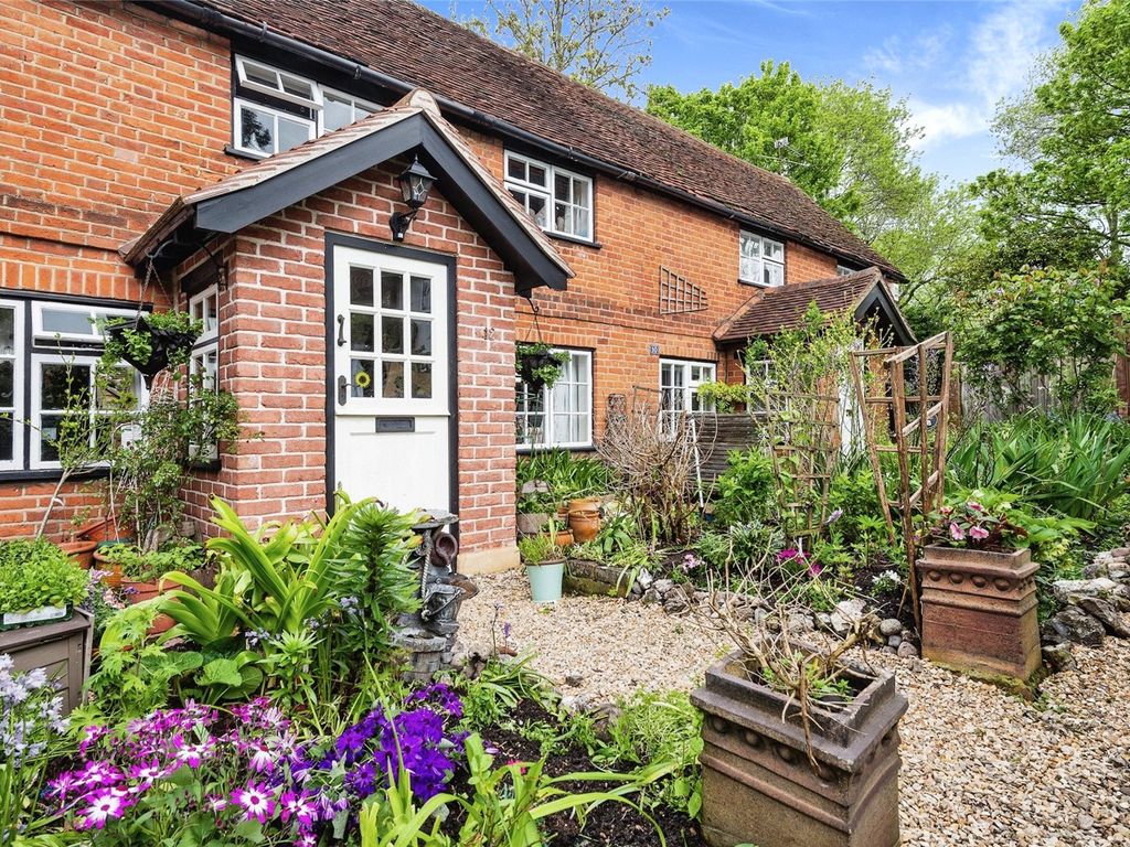 2 bed terraced house for sale in Church Road, Great Bookham