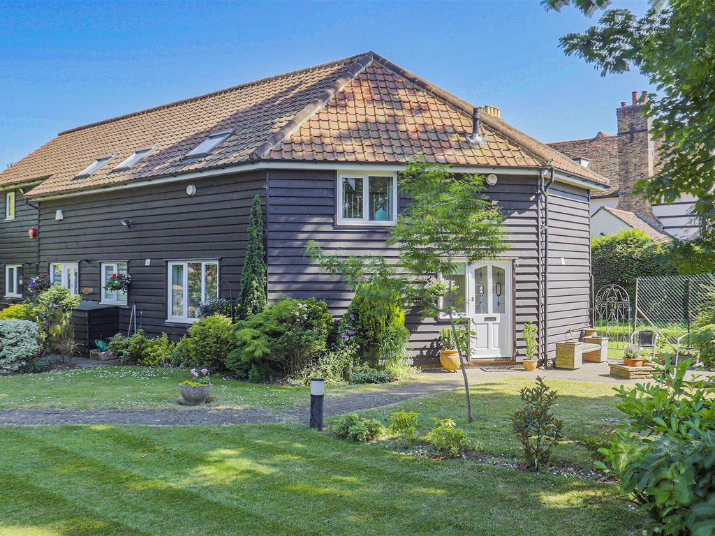 2 bed end terrace house for sale in High Road, Broxbourne EN10 Zoopla