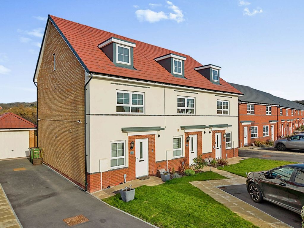 4 bed town house for sale in Keats Meadow, Ledbury HR8 Zoopla