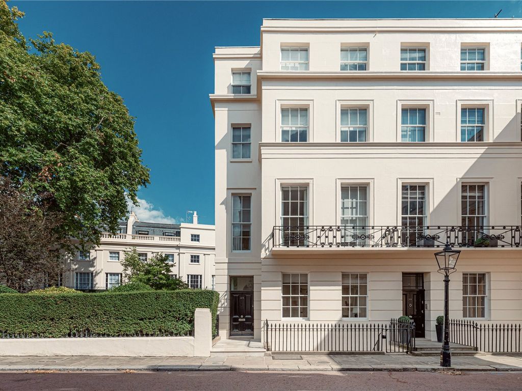 6 bed end terrace house for sale in Chester Terrace, London NW1, £
