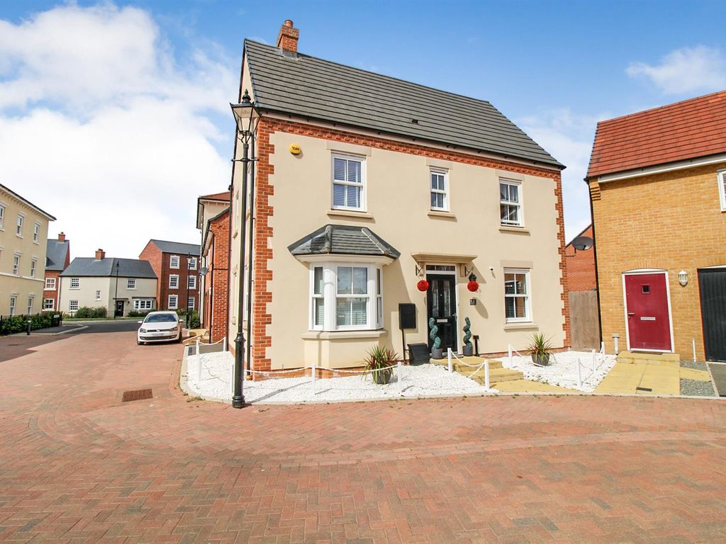 Croxden Gardens, Bedford MK40  