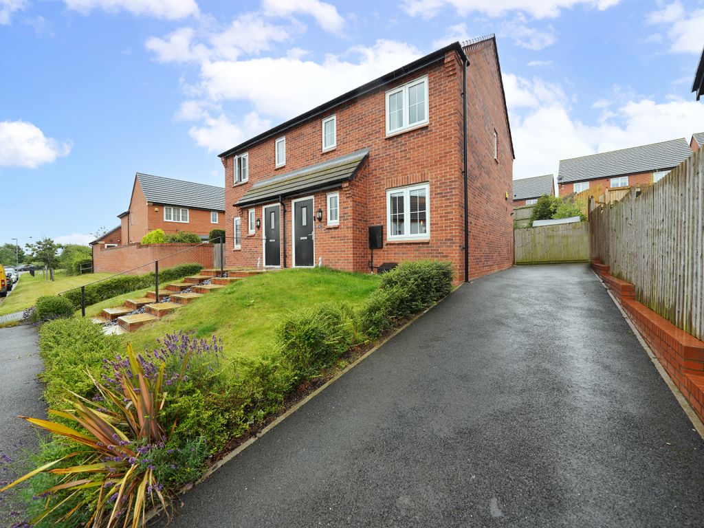 3 bed semidetached house for sale in Merttens Drive, Rothley