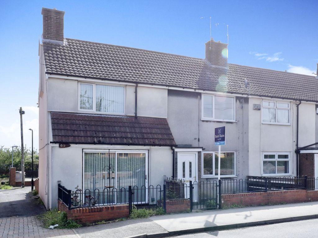 3 bed terraced house for sale in Doe Quarry Lane, Dinnington, Sheffield