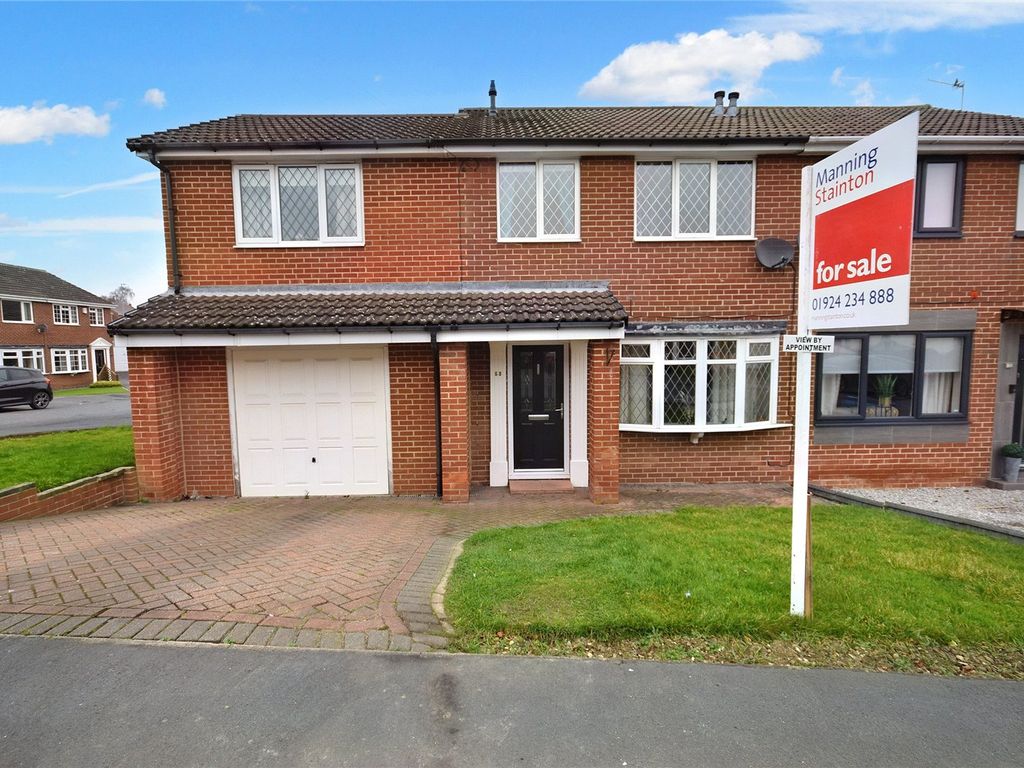 4 bed semidetached house for sale in Glenfields, Netherton, Wakefield, West Yorkshire WF4 Zoopla