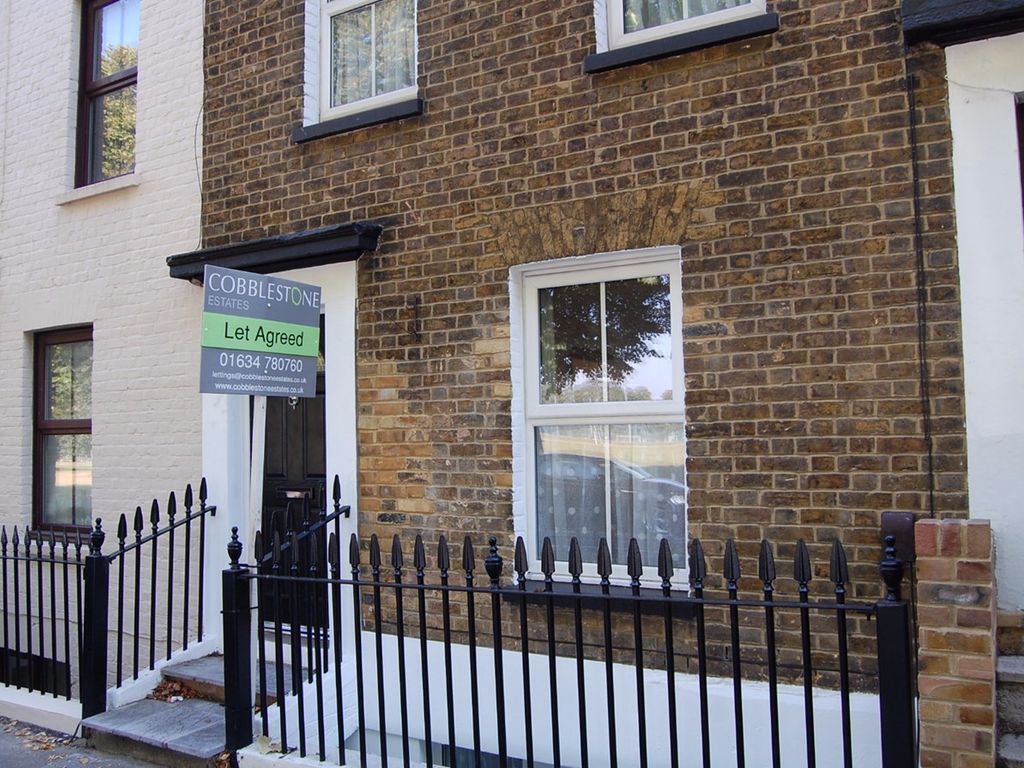 5 bed terraced house to rent in Marlborough Road, Gillingham ME7 Zoopla