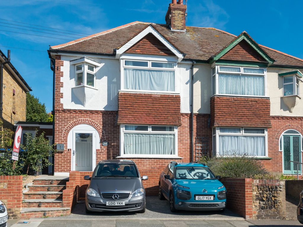 3 bed semidetached house for sale in Park Road, Ramsgate CT11, £