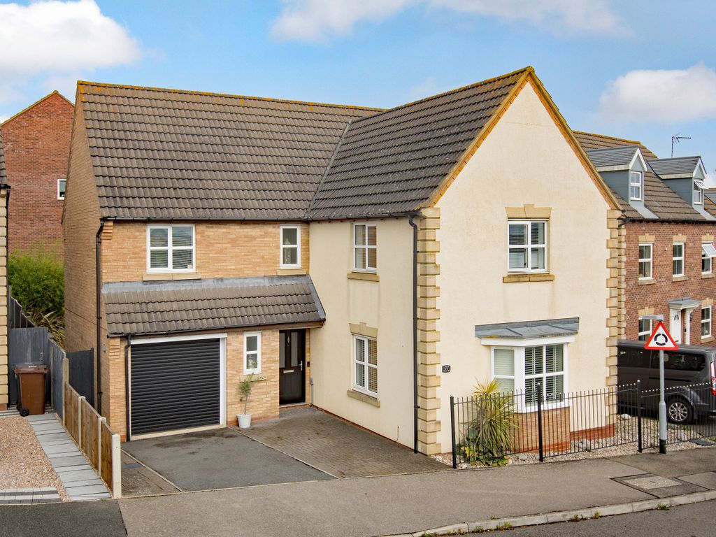 4 bed detached house for sale in Chepstow Road, Oakley Vale, Corby NN18