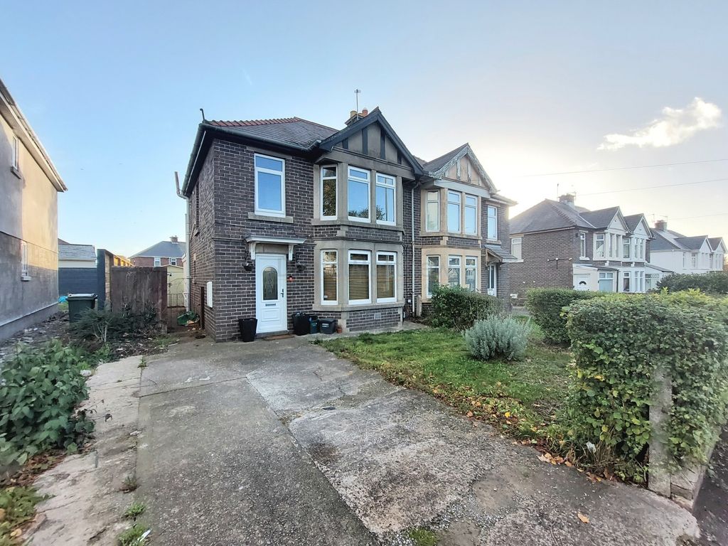 3 bed semidetached house for sale in Colcot Road, Barry CF62 Zoopla