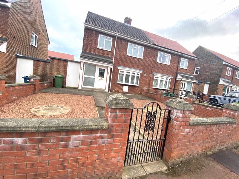 3 bed semidetached house for sale in Shoreham Square, Springwell