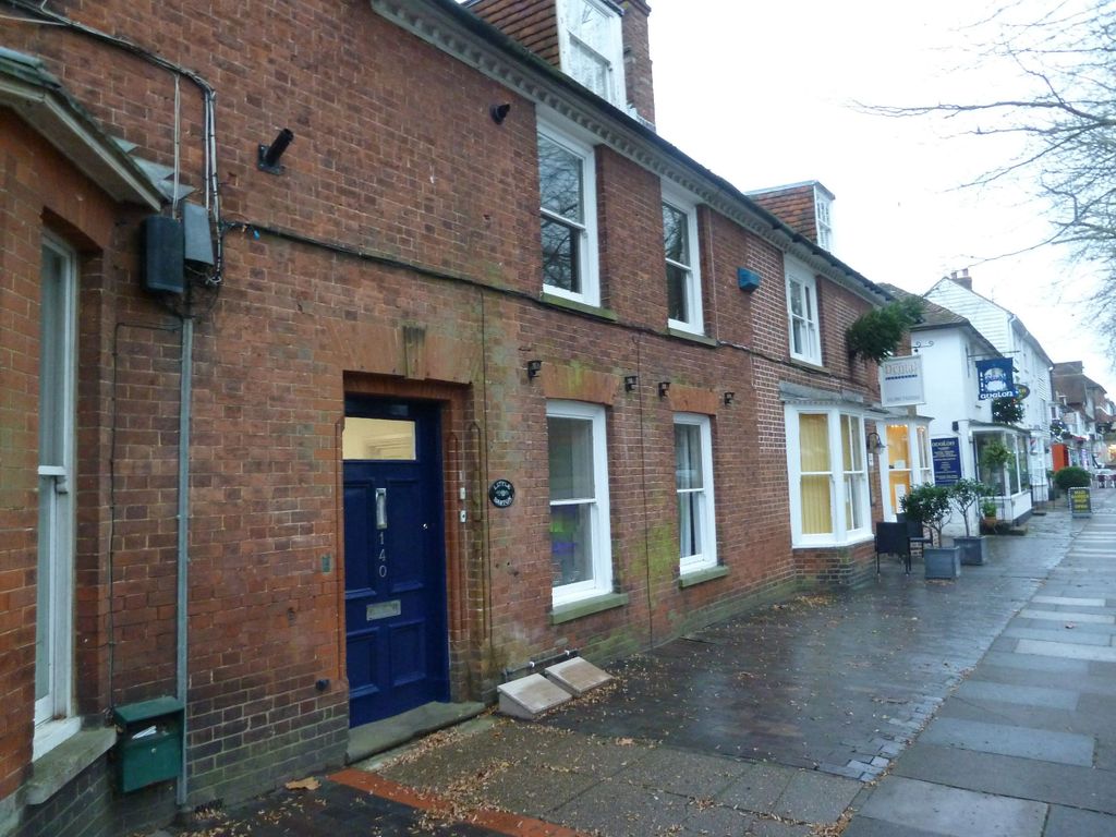 1 bed flat to rent in Flat, High Street, Tenterden TN30 Zoopla