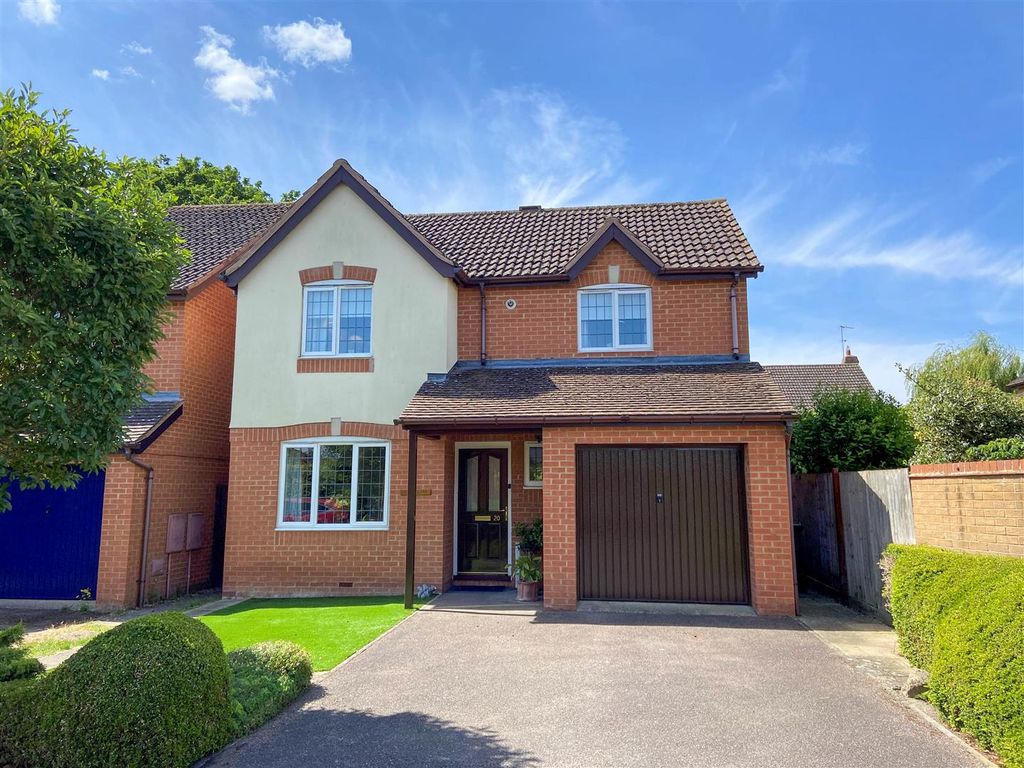 3 bed detached house for sale in Borley Way, Teversham, Cambridge CB1