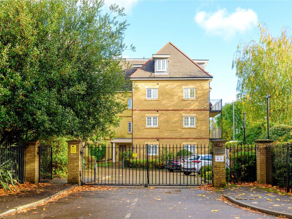 Brockley Court 24A River Bank Winchmore Hill London N21  