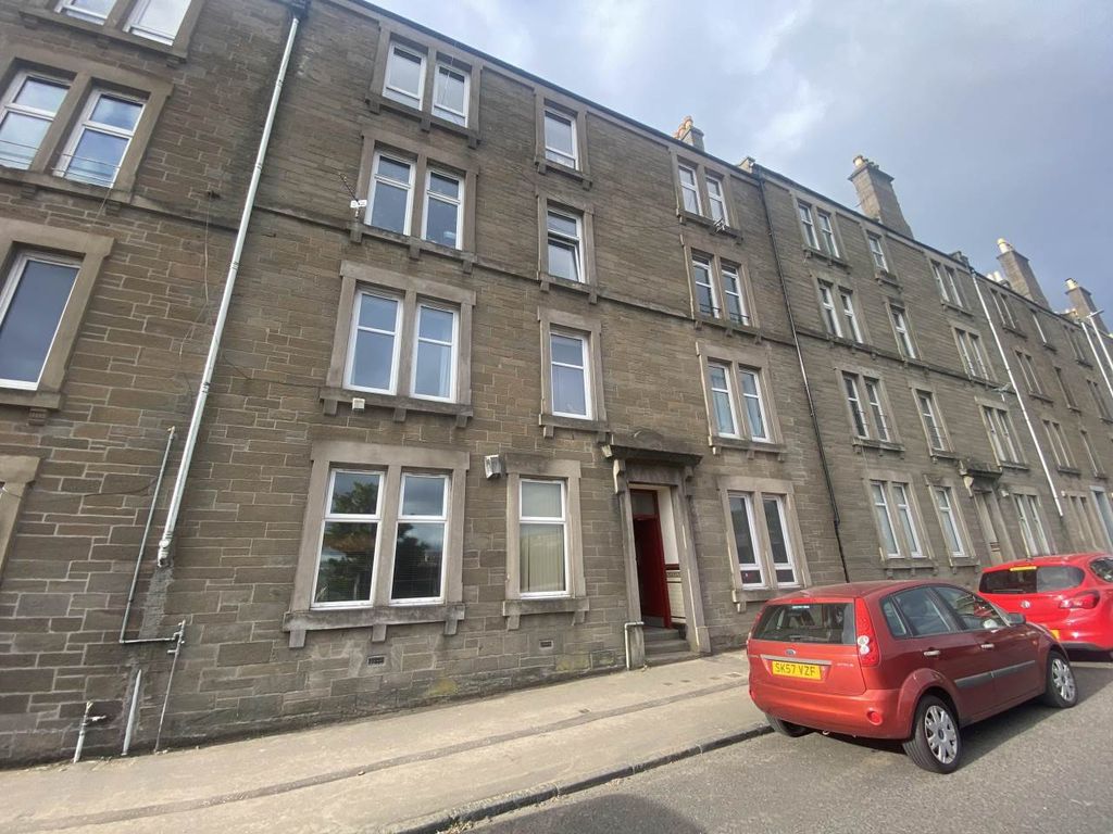 2 bed flat to rent in Blackness Road, Dundee DD2 Zoopla