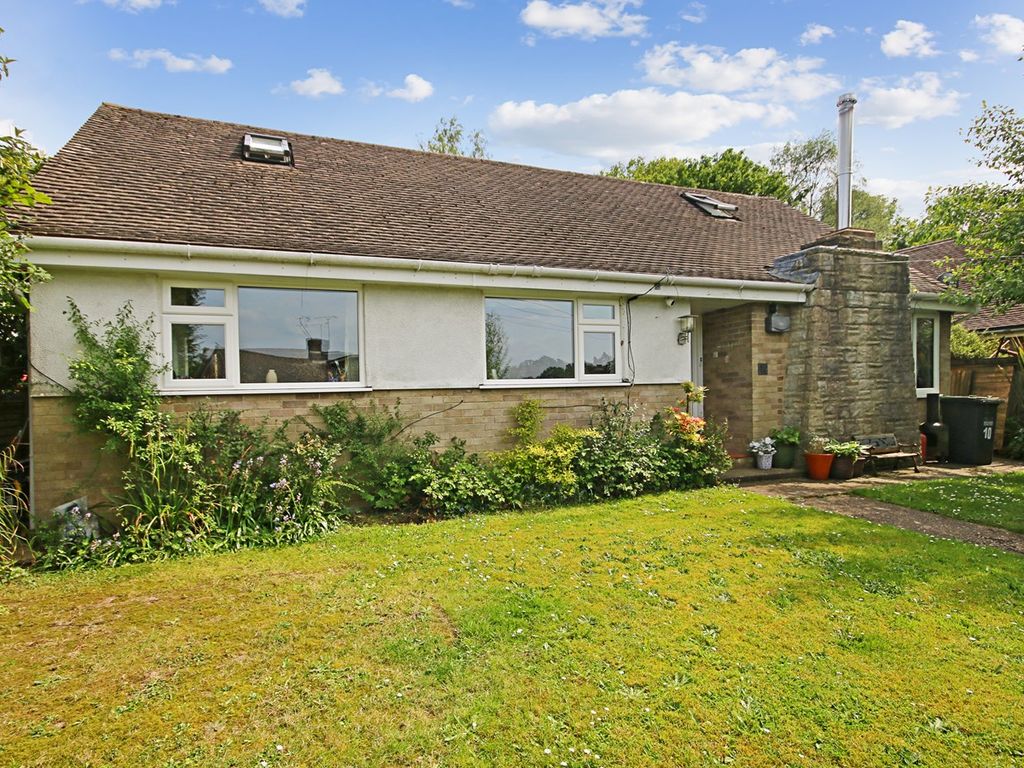 4 bed detached house for sale in Woods Hill Close, Ashurst Wood RH19, £