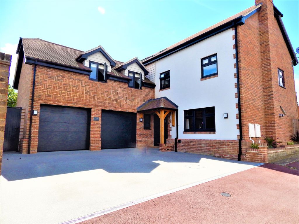 5 bed detached house for sale in St John's Way, Rochester ME1 Zoopla