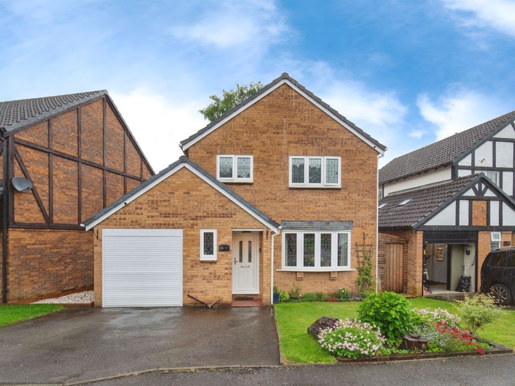 4 bed detached house for sale in Chaucer Way, Wokingham RG41, £640,000