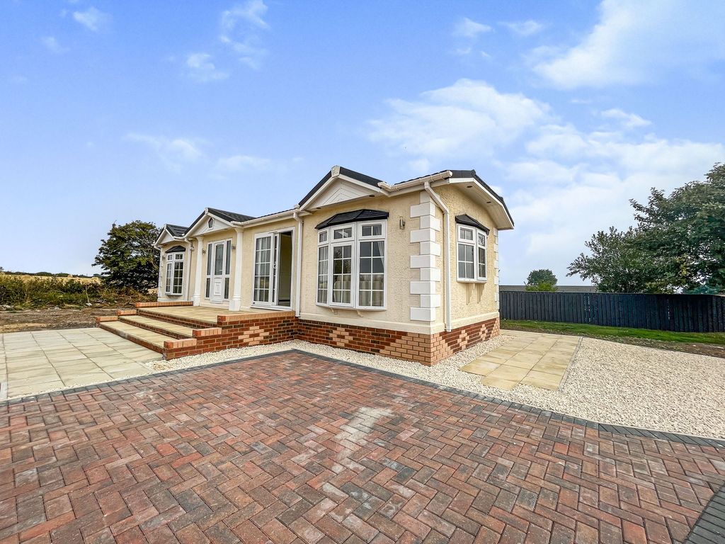 2 bed bungalow for sale in Seaview Park Homes, Easington Road