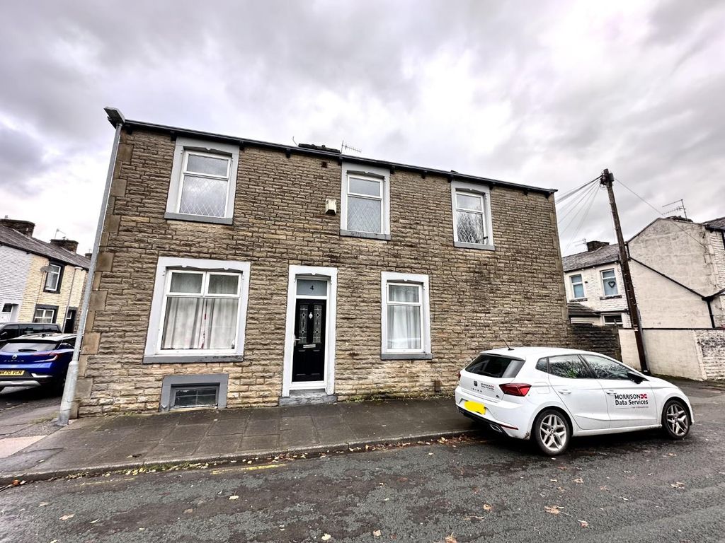 3 bed terraced house for sale in Thursfield Road, Burnley BB10, £80,000