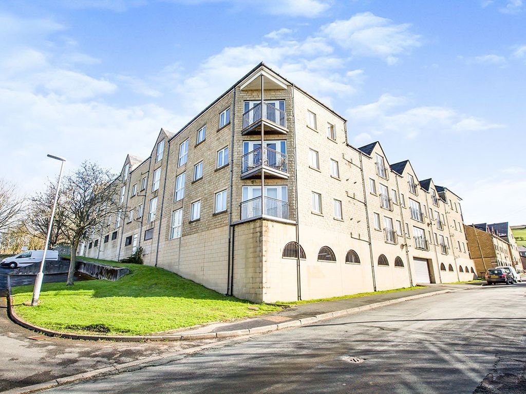 2 bed flat for sale in West View, Boothtown, Halifax, West Yorkshire HX3 Zoopla