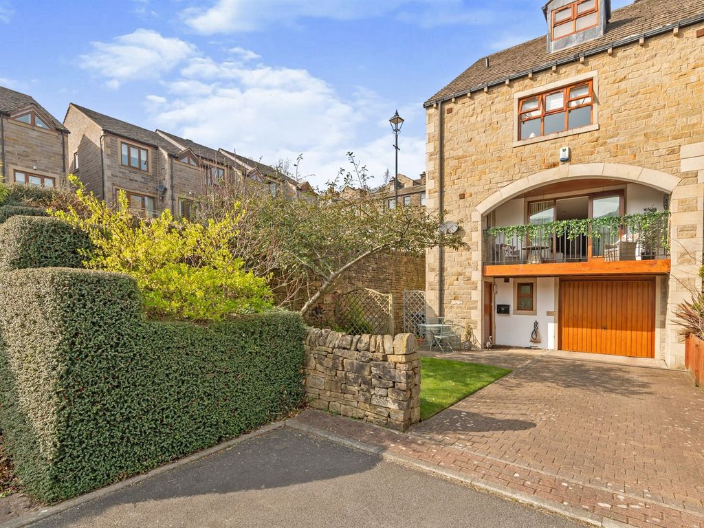 4 bed town house for sale in Victoria Mills, Holmfirth HD9 Zoopla
