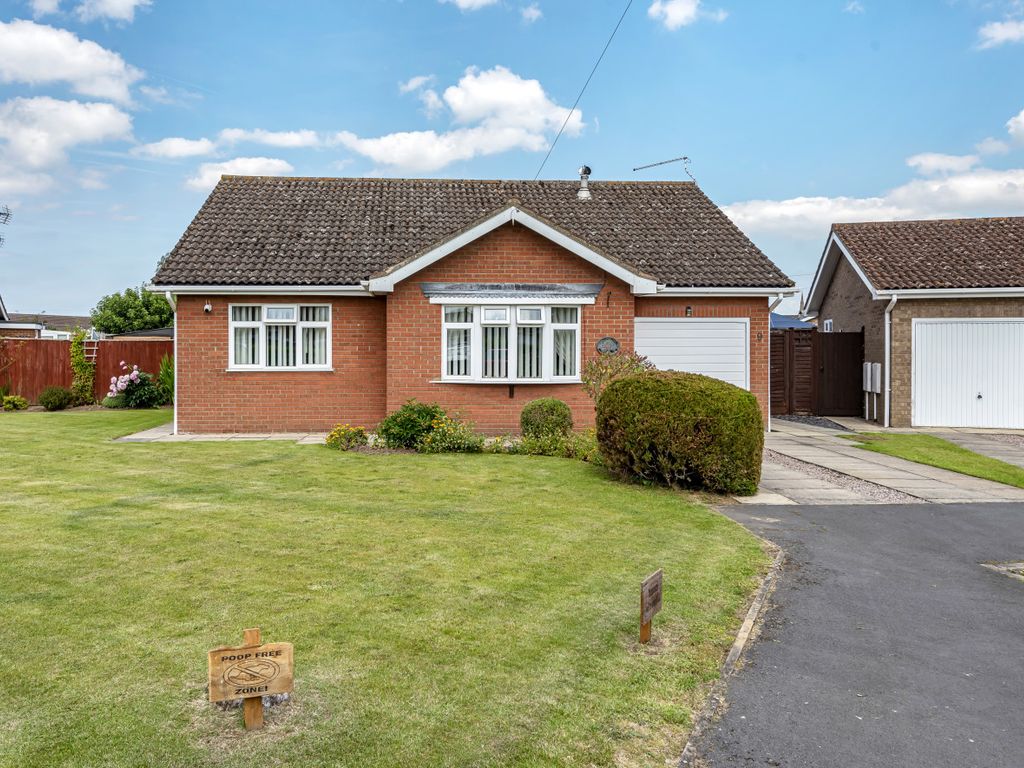 2 bed detached bungalow for sale in Farmers Gate, Holbeach, Spalding