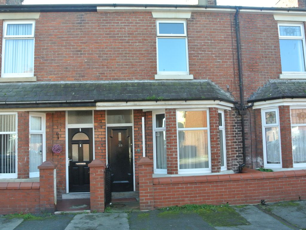 2 bed terraced house to rent in Pharos Street, Fleetwood FY7, £675 pcm