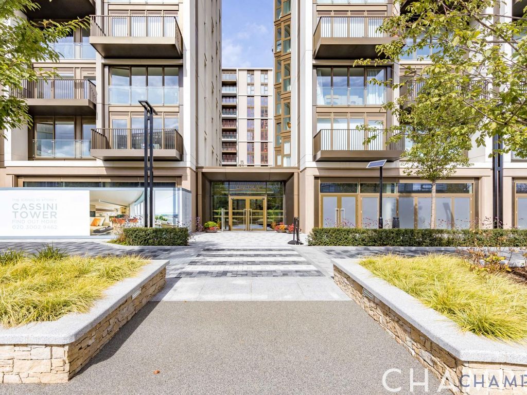 1 bed flat to rent in Lincoln Apartments, Fountain Park Way, London W12