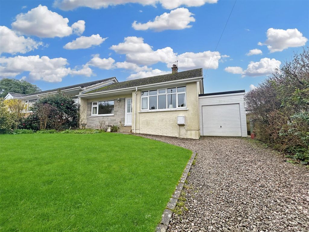 2 bed semidetached bungalow for sale in Bowden Road, Ipplepen, Newton