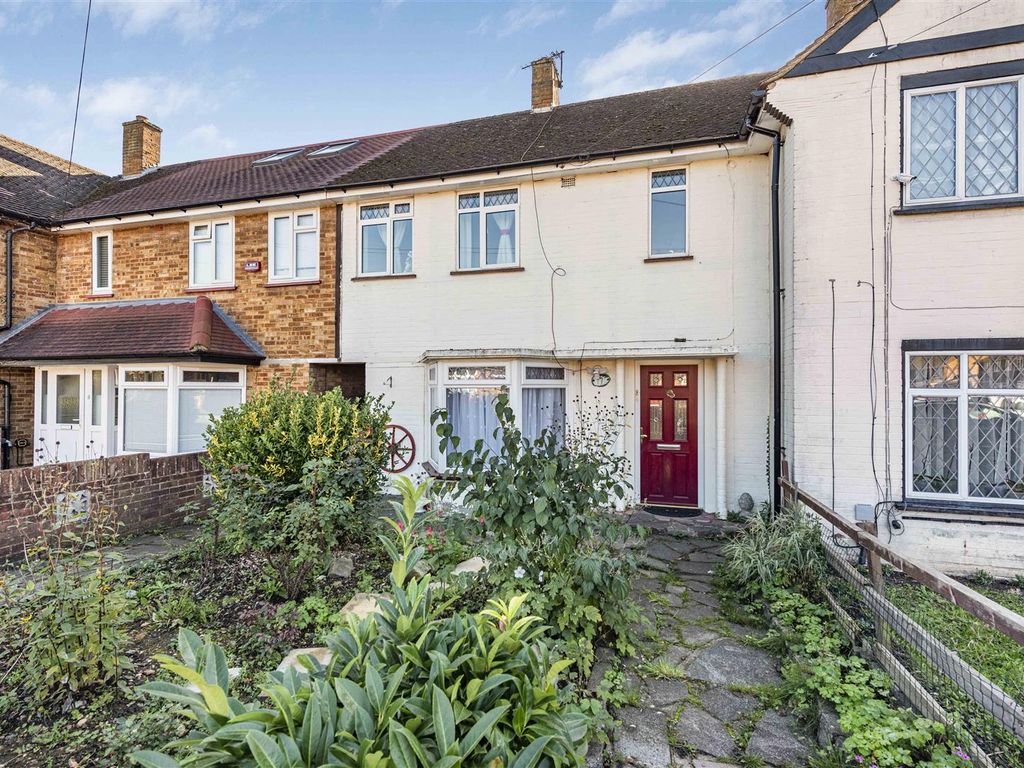 2 bed terraced house for sale in Nine Elms Avenue, Cowley, Uxbridge UB8