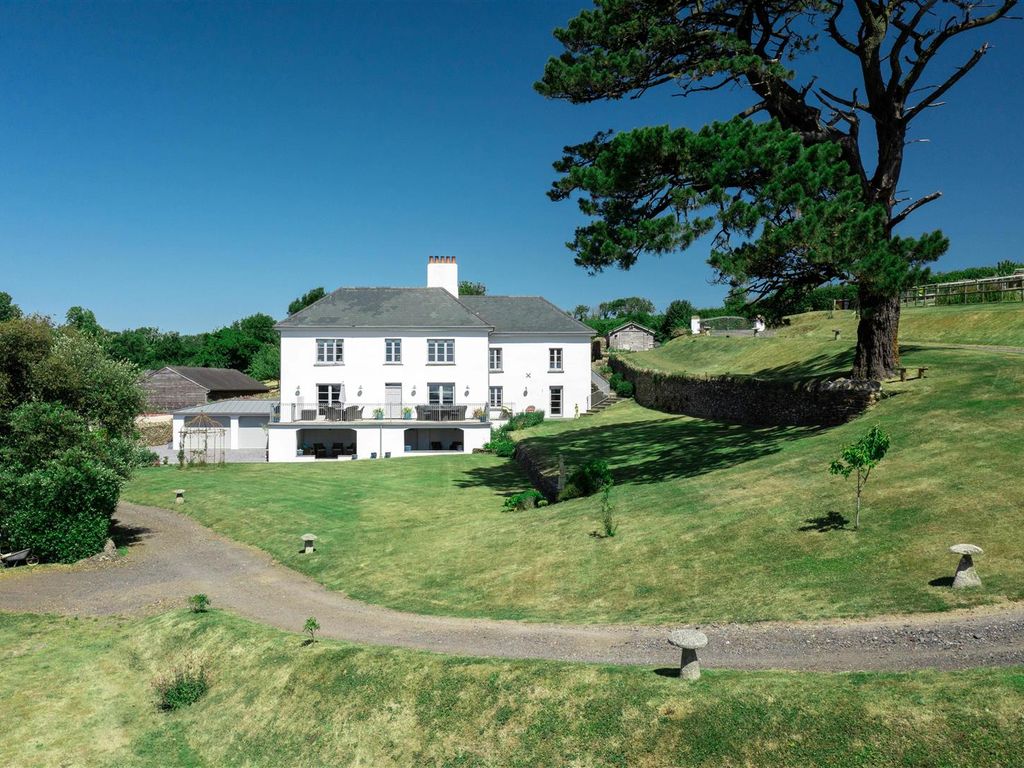 6 bed detached house for sale in Slapton, Kingsbridge TQ7 Zoopla