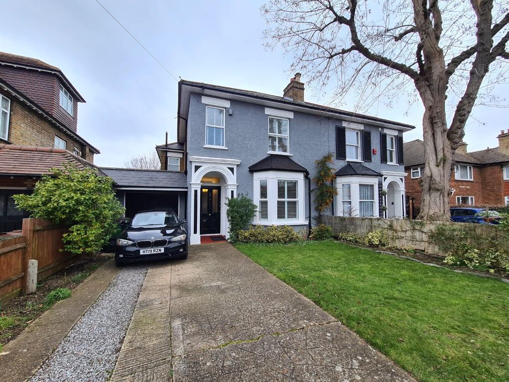 4 bed semidetached house for sale in Springfield Road, Wallington SM6