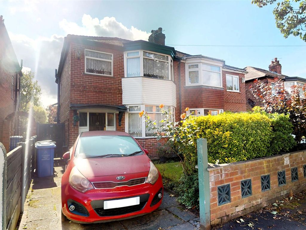 3 bed semidetached house for sale in Raglan Road, Stretford