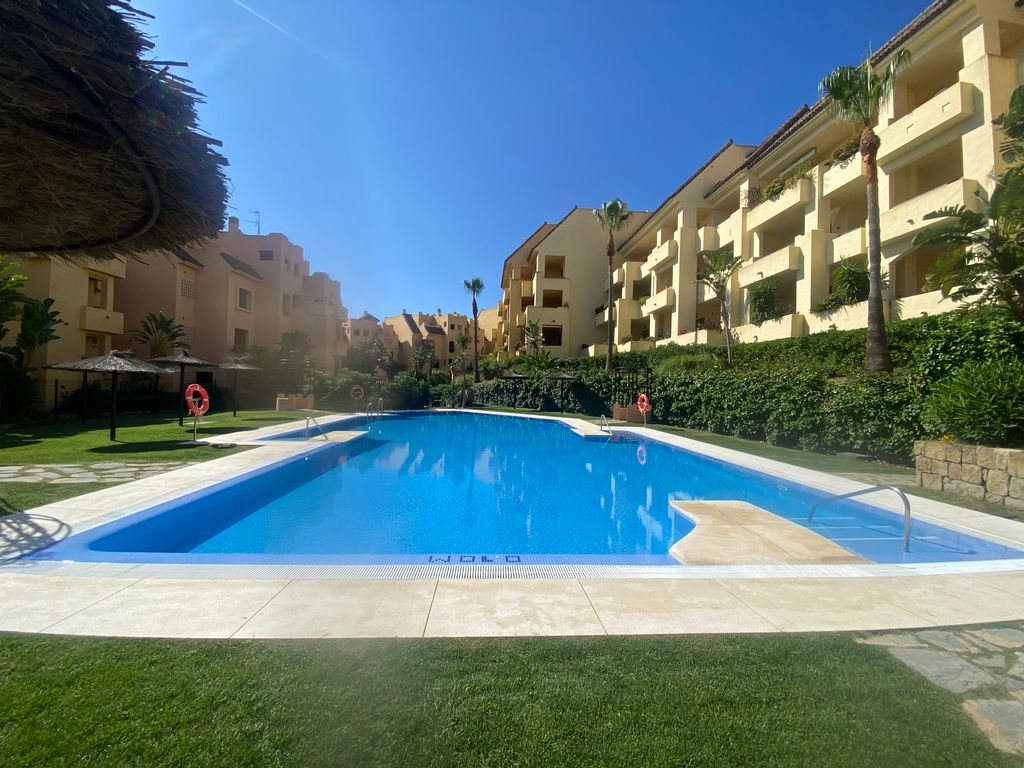 2 bed apartment for sale in Duquesa Village, Duquesa, Manilva, Málaga