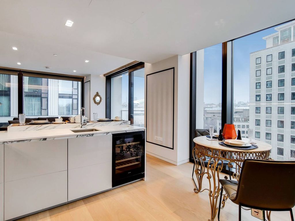 Southbank Place, South Bank, London SE1  