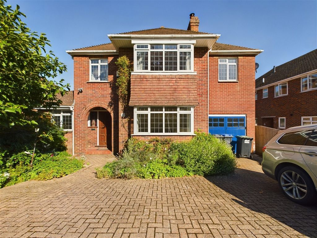 5 bed detached house for sale in Offington Lane, Worthing BN14, £