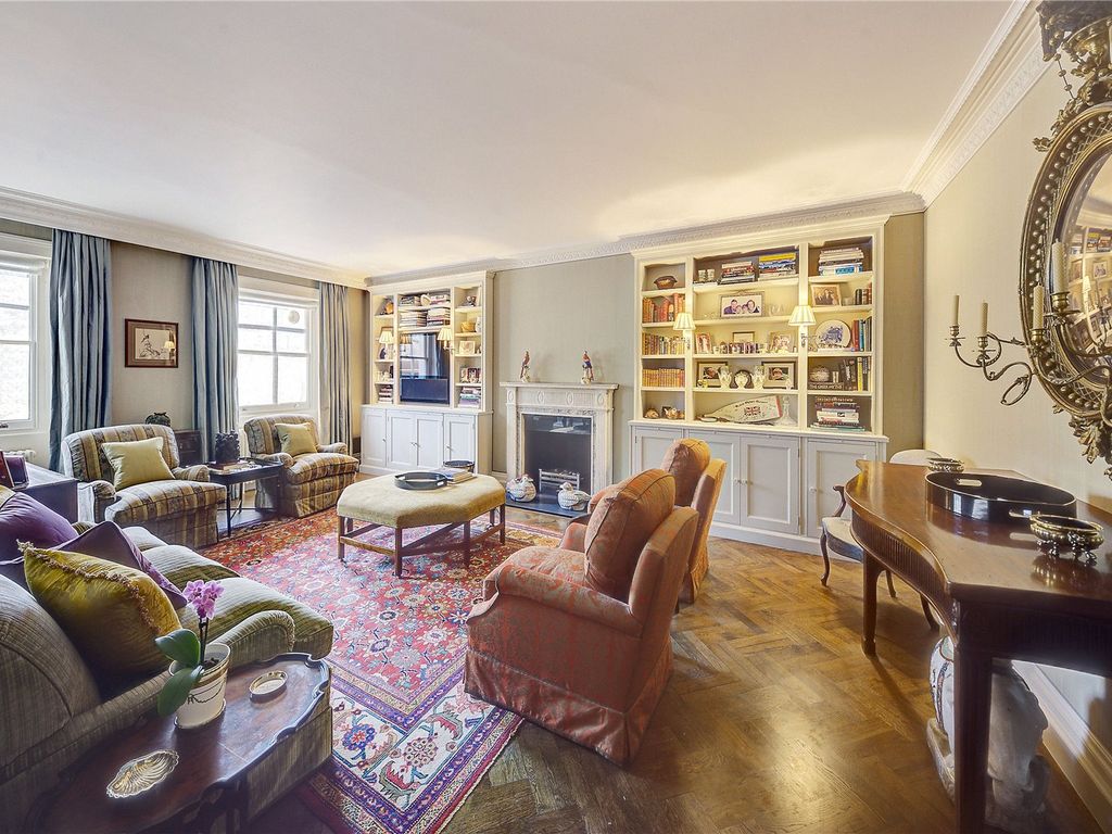 3 bed flat for sale in Eaton Square, London SW1W, £1,250,000 Zoopla